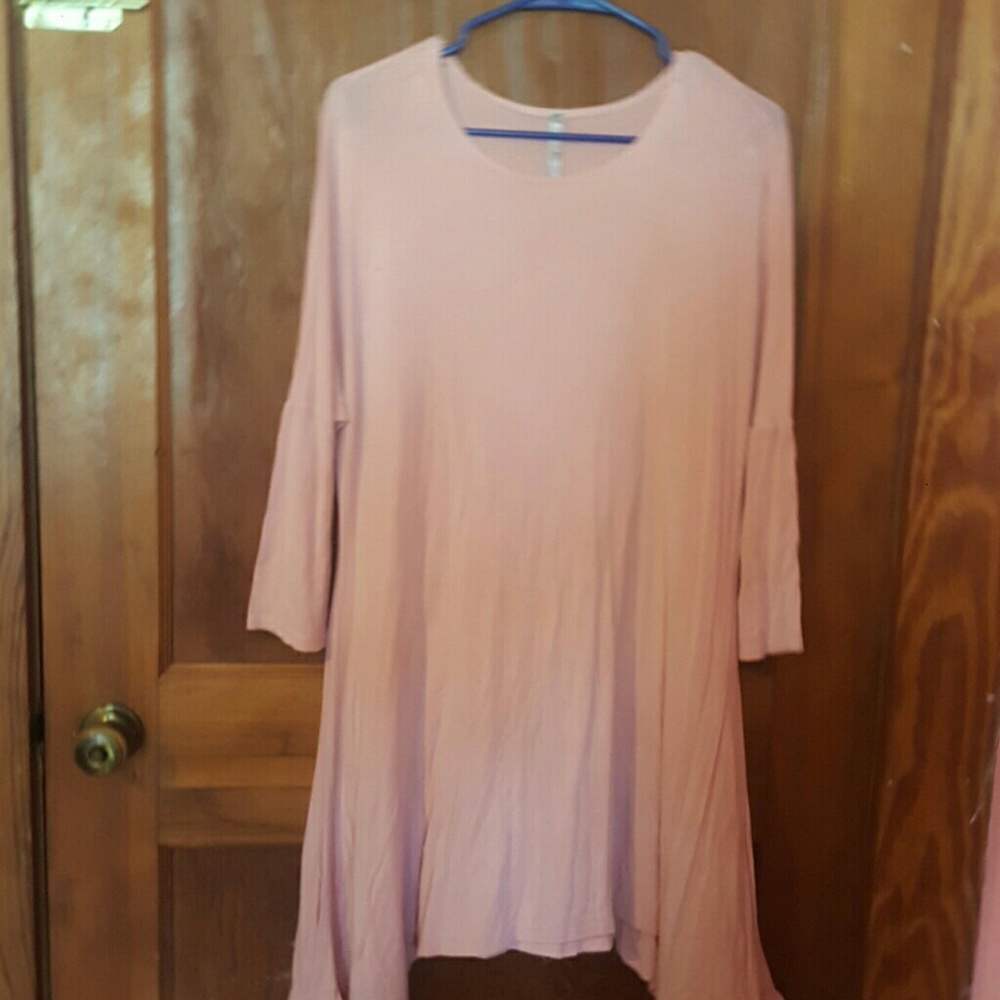 ❌SOLD❌Women's top